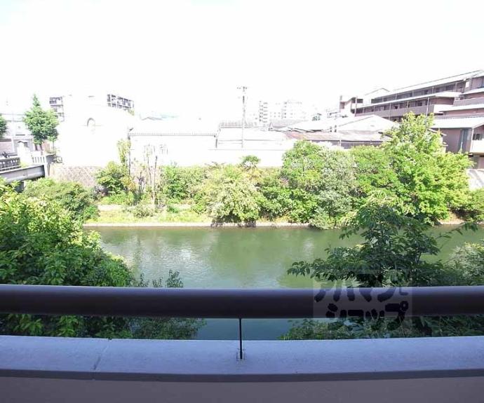 【リバーサイド花水樹】間取