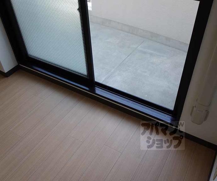 【ル・サフィール五条】間取