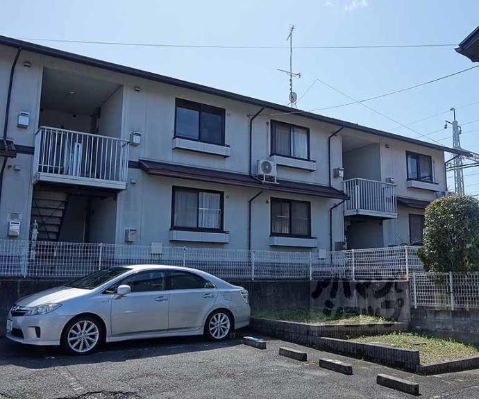 【ＭＩＭＯＳＡ　ＧＡＲＤＥＮ　ＣＯＵＲＴ】間取