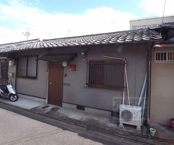 【西院春栄町貸家】