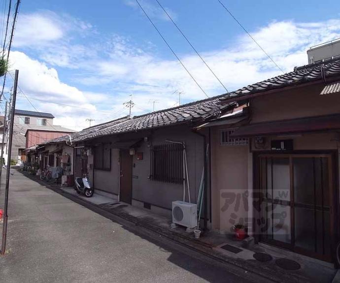 【西院春栄町貸家】