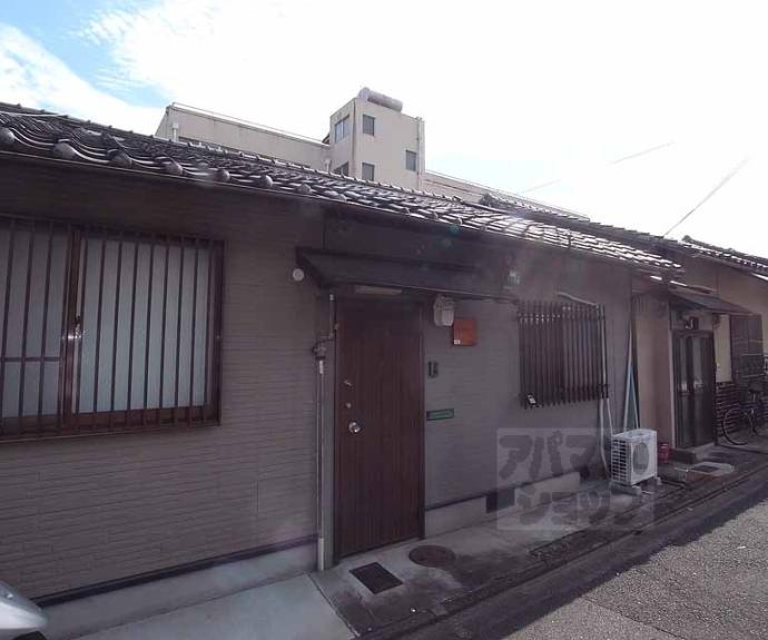 【西院春栄町貸家】