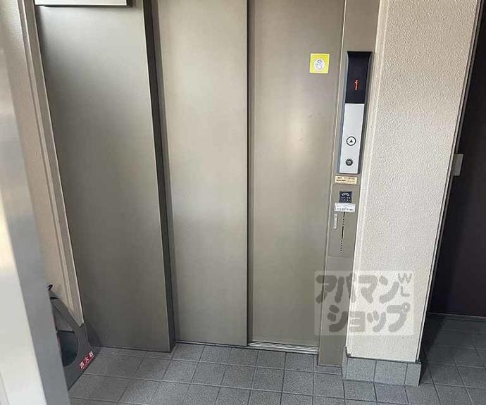 【シャルレ12番館】間取