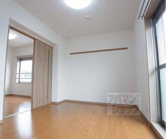 【シャルレ12番館】間取