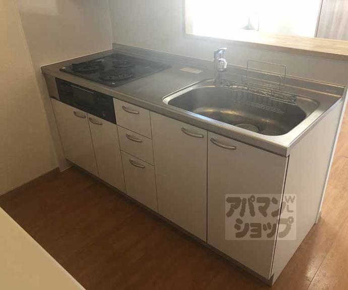 【シャルレ１２番館】間取