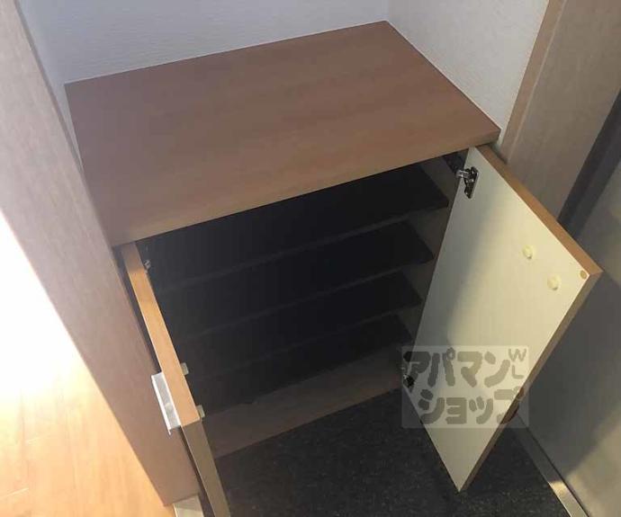 【シャルレ１２番館】間取