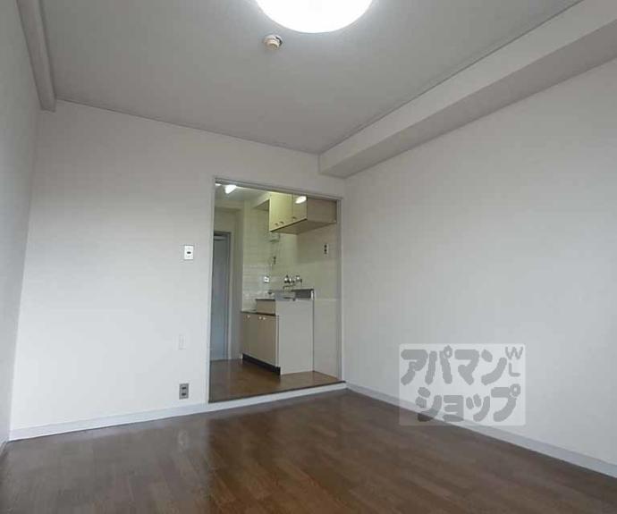 【ライブカントリーエイト】間取