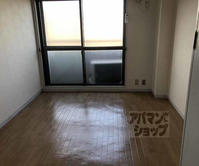 【ライブカントリーエイト】間取