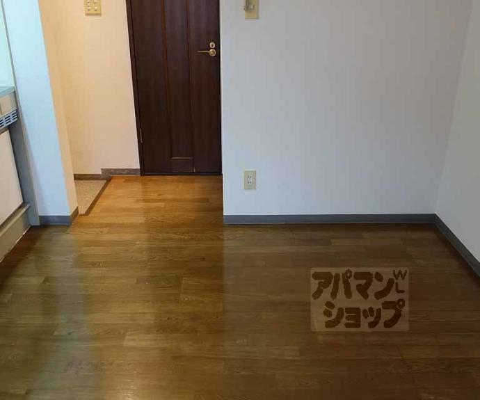 【ファミリエ桂】間取