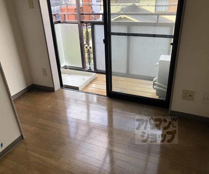 【ファミリエ桂】間取