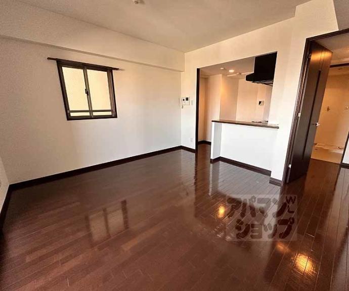 【ライジングコート京都西院フロンティア】間取