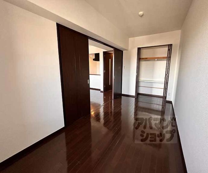 【ライジングコート京都西院フロンティア】間取