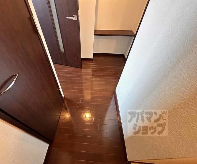 【ライジングコート京都西院フロンティア】間取