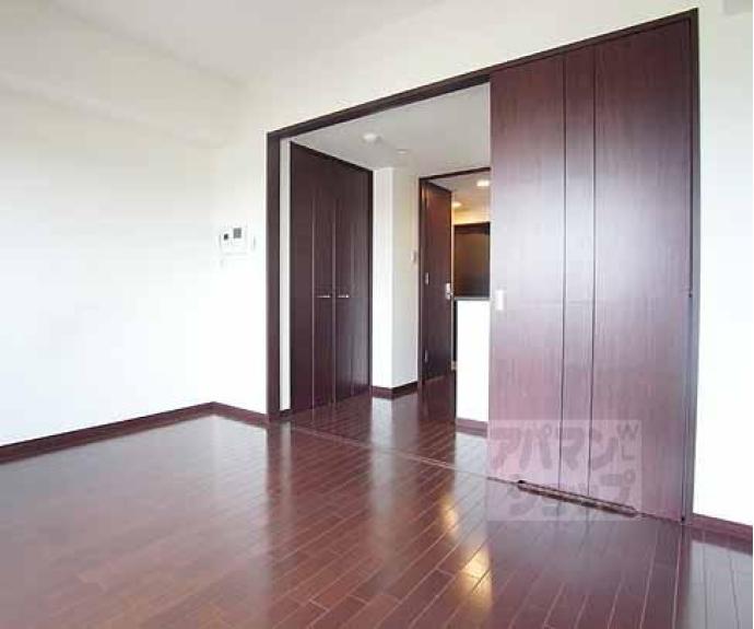 【ライジングコート京都西院フロンティア】間取