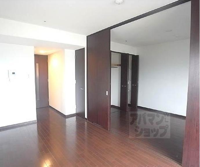 【ライジングコート京都西院フロンティア】間取