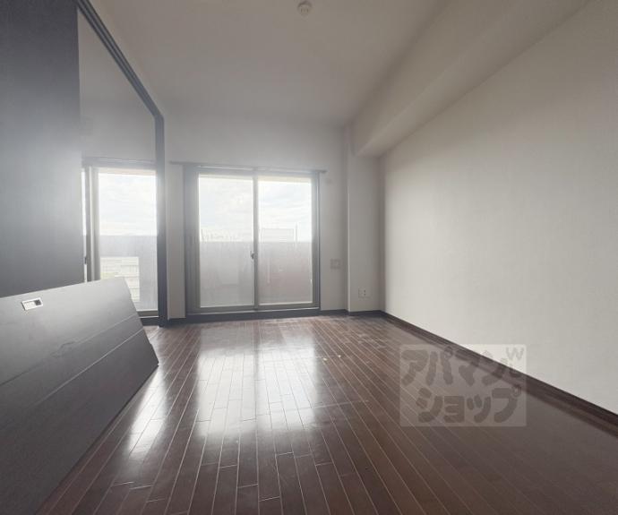 【ライジングコート京都西院フロンティア】間取