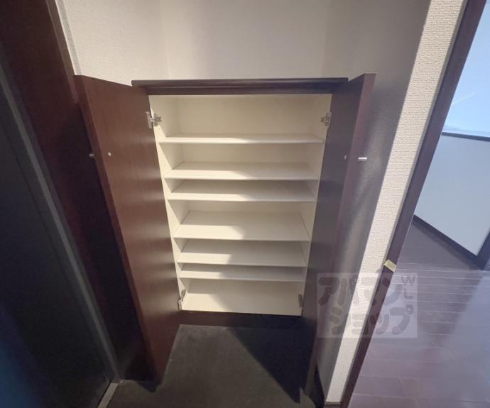 【ライジングコート京都西院フロンティア】間取