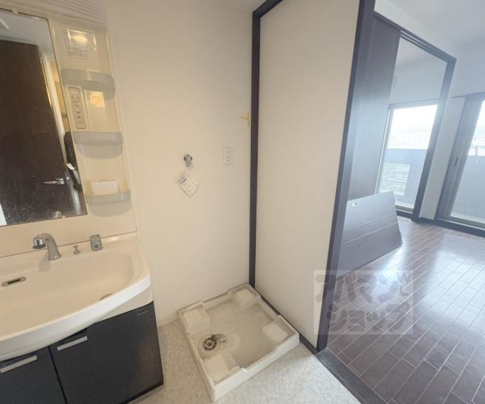 【ライジングコート京都西院フロンティア】間取