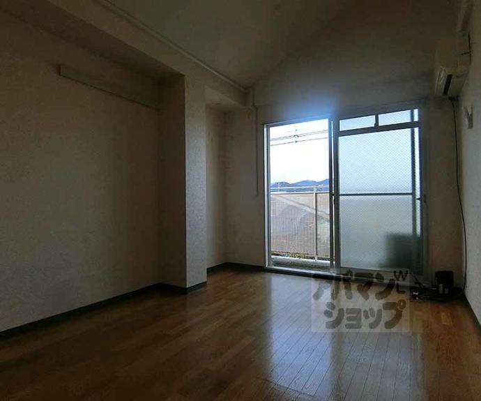 【カプチーノ太秦】間取