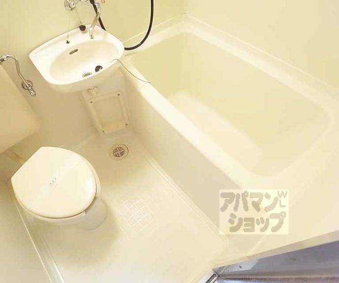 【カプチーノ太秦】間取
