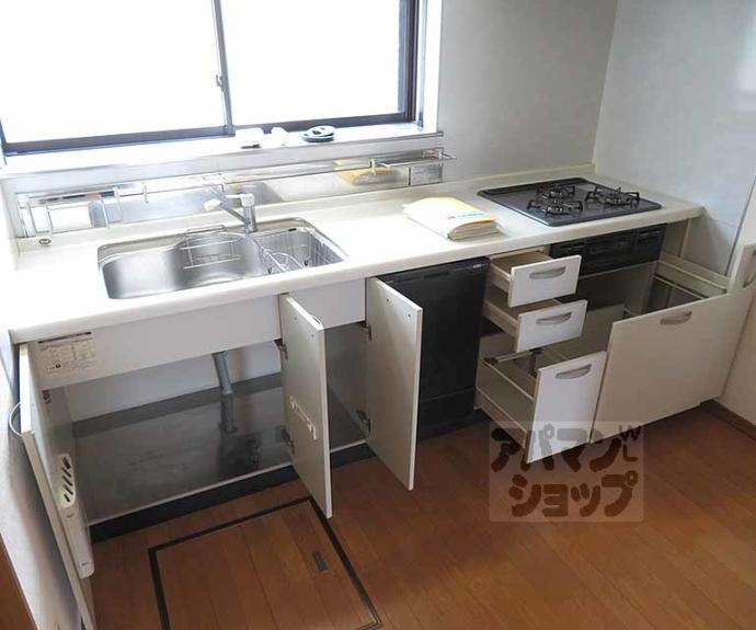 【西ノ京小堀池町１４－１３貸家】間取
