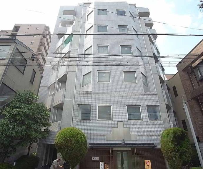 【デトム・ワン二條城東】間取