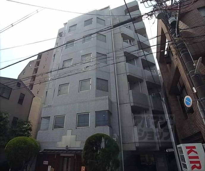 【デトム・ワン二條城東】間取