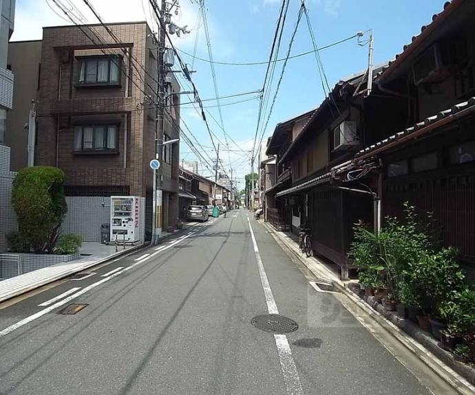 【デトム・ワン二條城東】間取