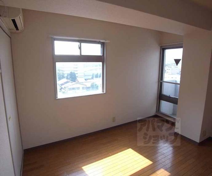 【デトム・ワン二條城東】間取