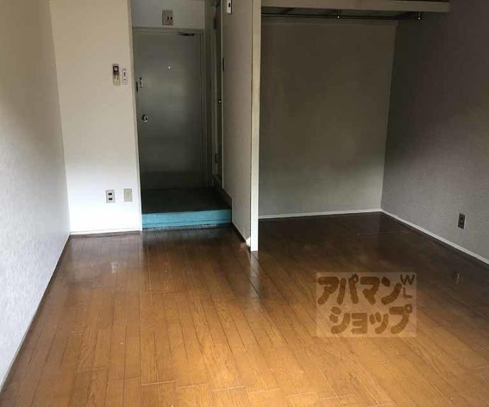 【ロイヤルハイツナカムラ】間取