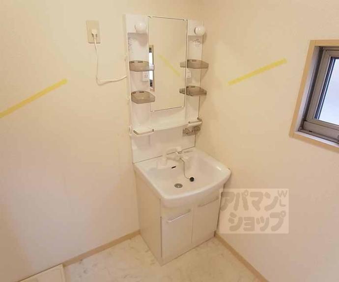 【サントルモン中山】間取