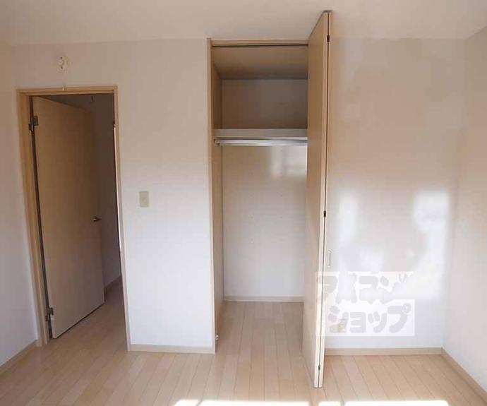 【サントルモン中山】間取