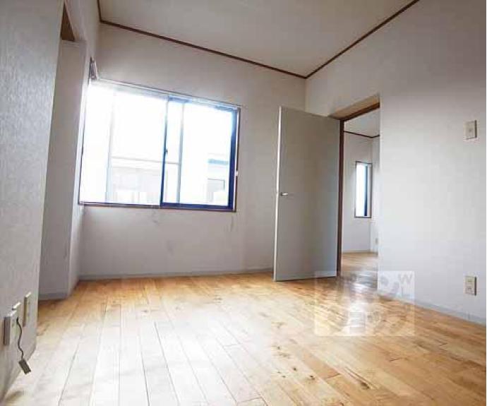 【メゾンド戸倉】間取