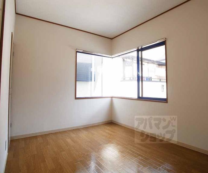 【メゾンド戸倉】間取