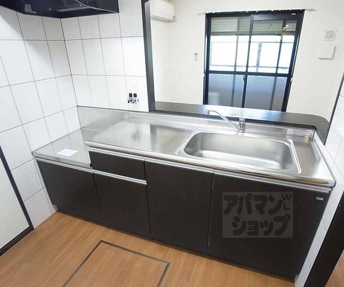 【ノーベルＹＵＩ　２】間取