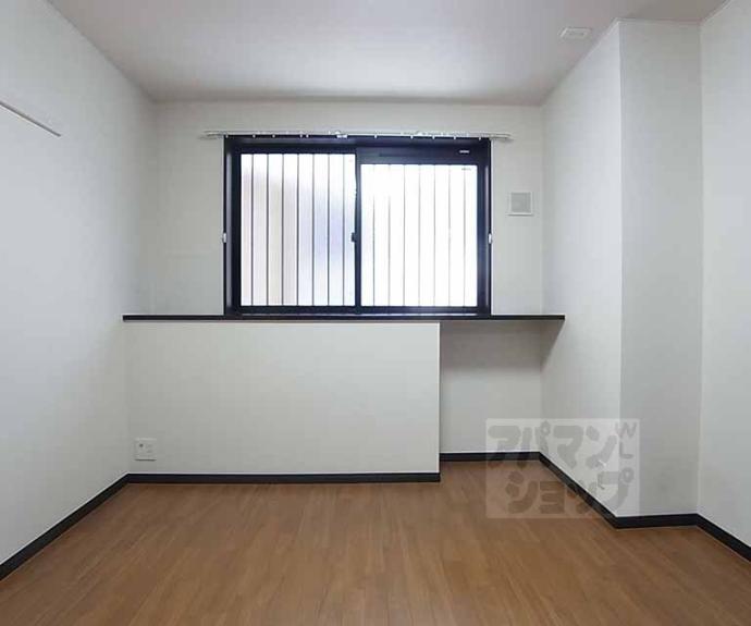 【ノーベルＹＵＩ　２】間取