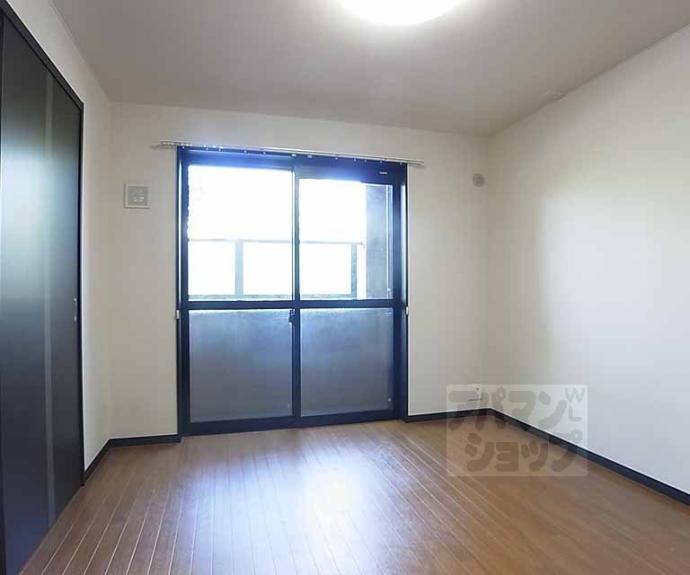 【ノーベルＹＵＩ　２】間取