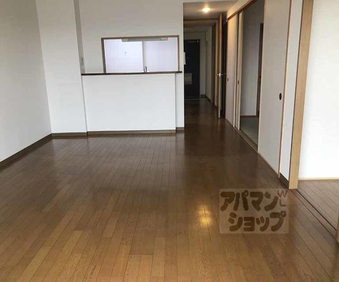 【コルテ・デ・春日】間取