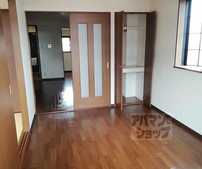 【プリベール上桂】間取