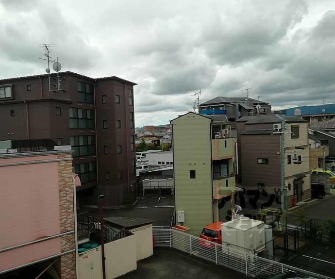 【プリベール上桂】間取