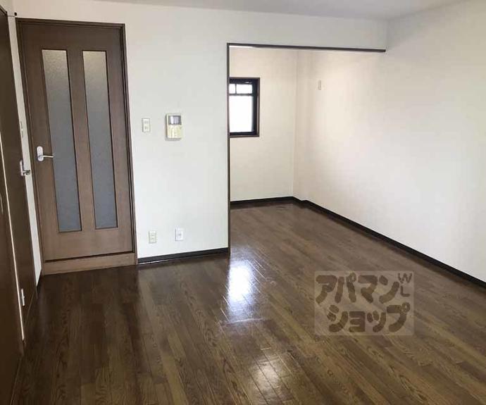 【プリベール上桂】間取