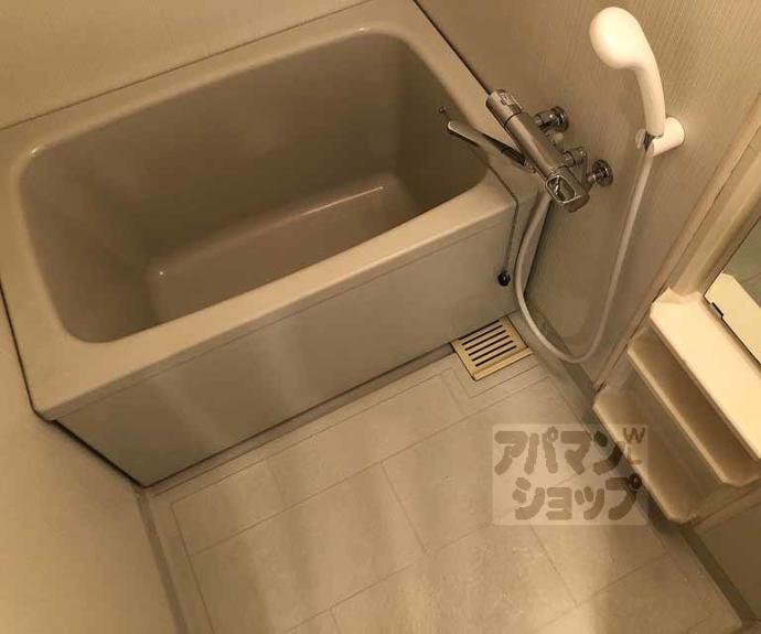 【プリベール上桂】間取