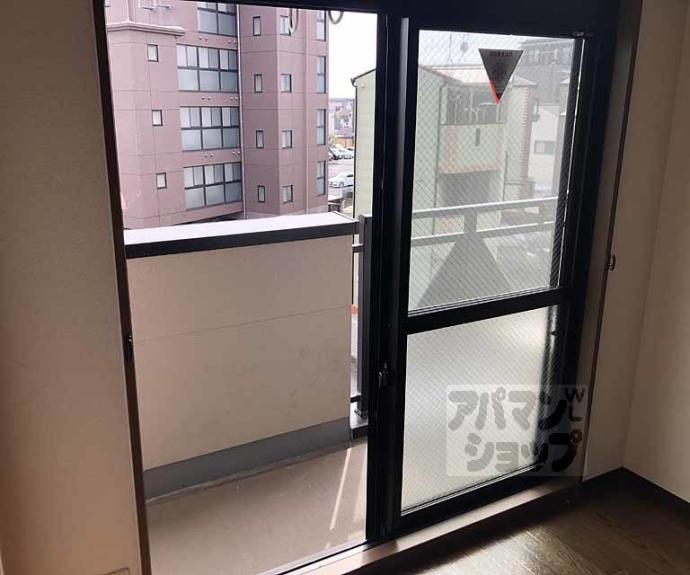 【プリベール上桂】間取