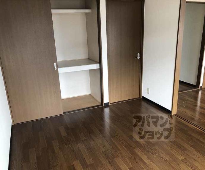 【プリベール上桂】間取