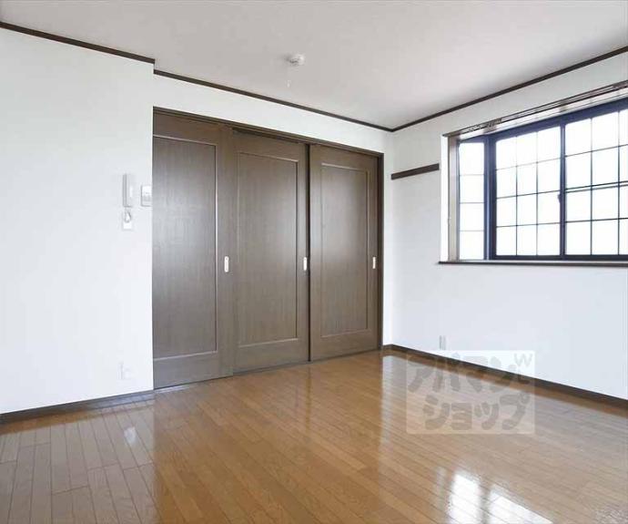 【クィーンズコートY棟】間取