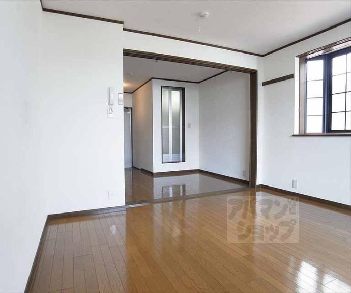 【クィーンズコートY棟】間取