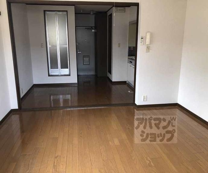 【クィーンズコートY棟】間取