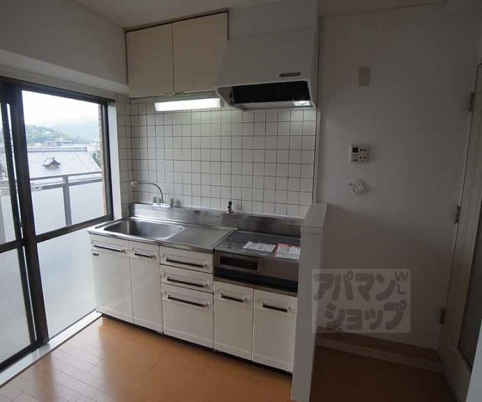 【ライオンズマンション京都紫野】間取