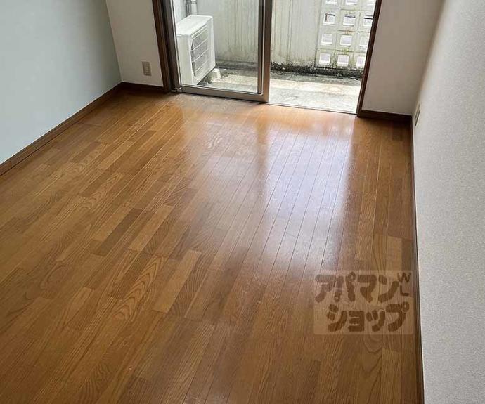 【シャトー竹宇】間取