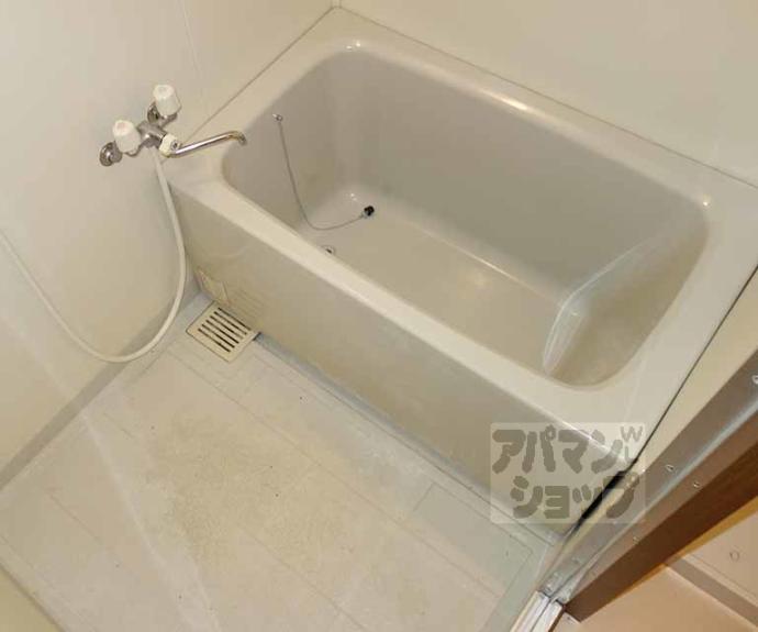 【レフィナード京都西大路】間取